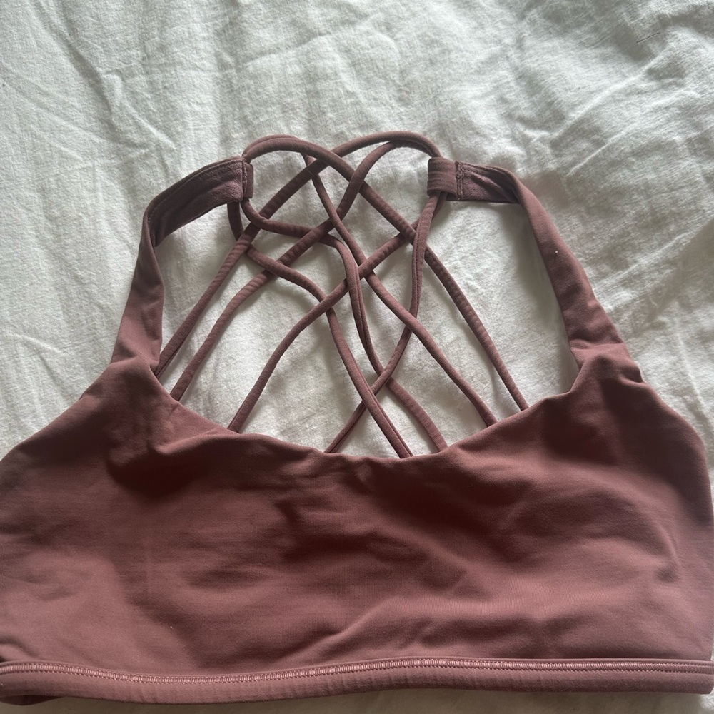 Lululemon sports bra